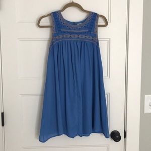 BOUTIQUE STYLE BLUE DRESS